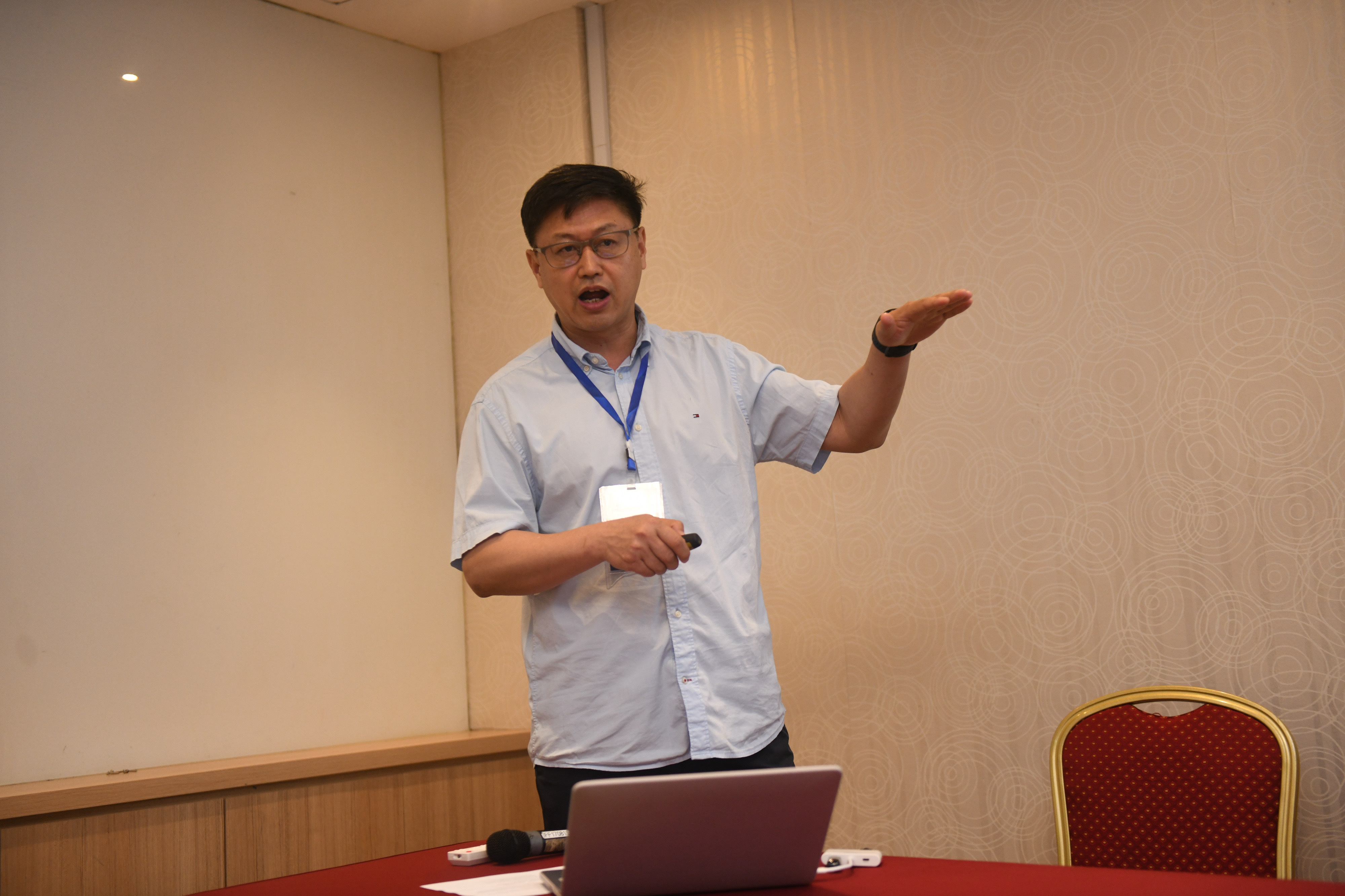Conference photo 11